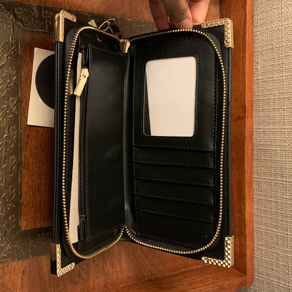 Isabelle vegan handbag/ wallet - Picture 3 of 4